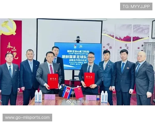 朝鲜女足卫冕之路畅通，荷兰首次登顶决赛，朝鲜女足球