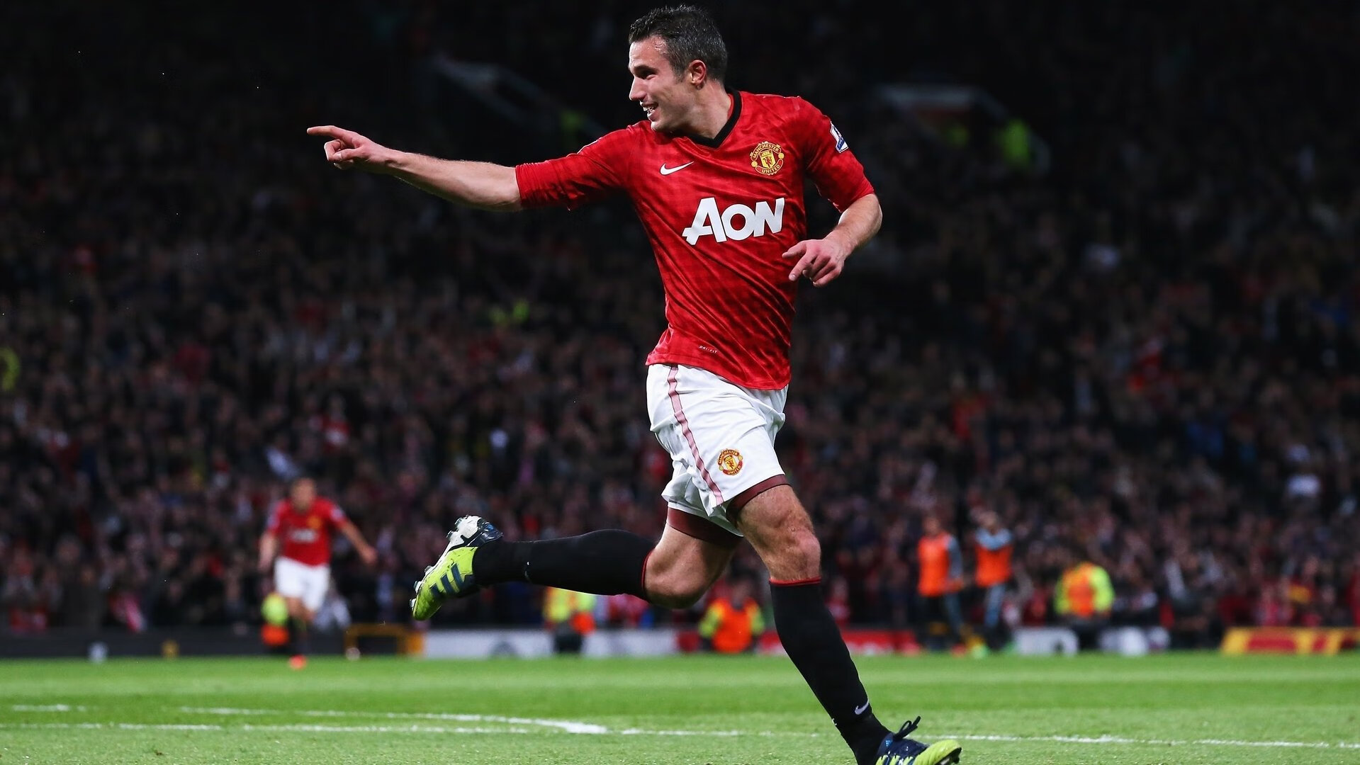 ac米兰 官网-LOL英雄操作技巧震撼赛场，英雄联盟震撼